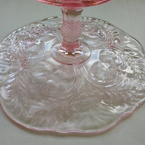 Pink Cake Dish - Picture 4 of 10